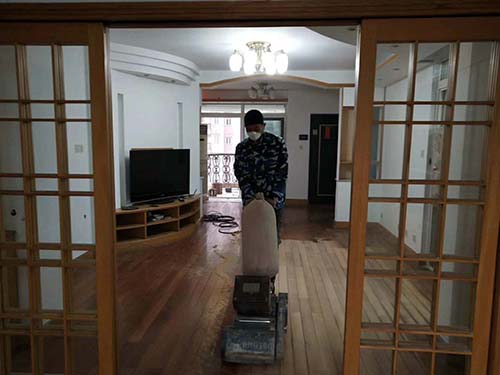 地板翻新殃場操作